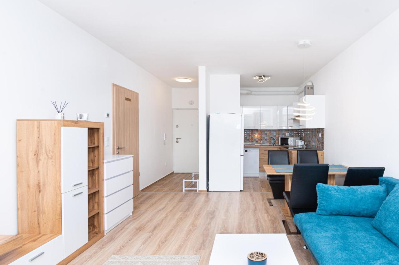 Waterfront City Apartments By Urbanrent Budapest Exteriör bild