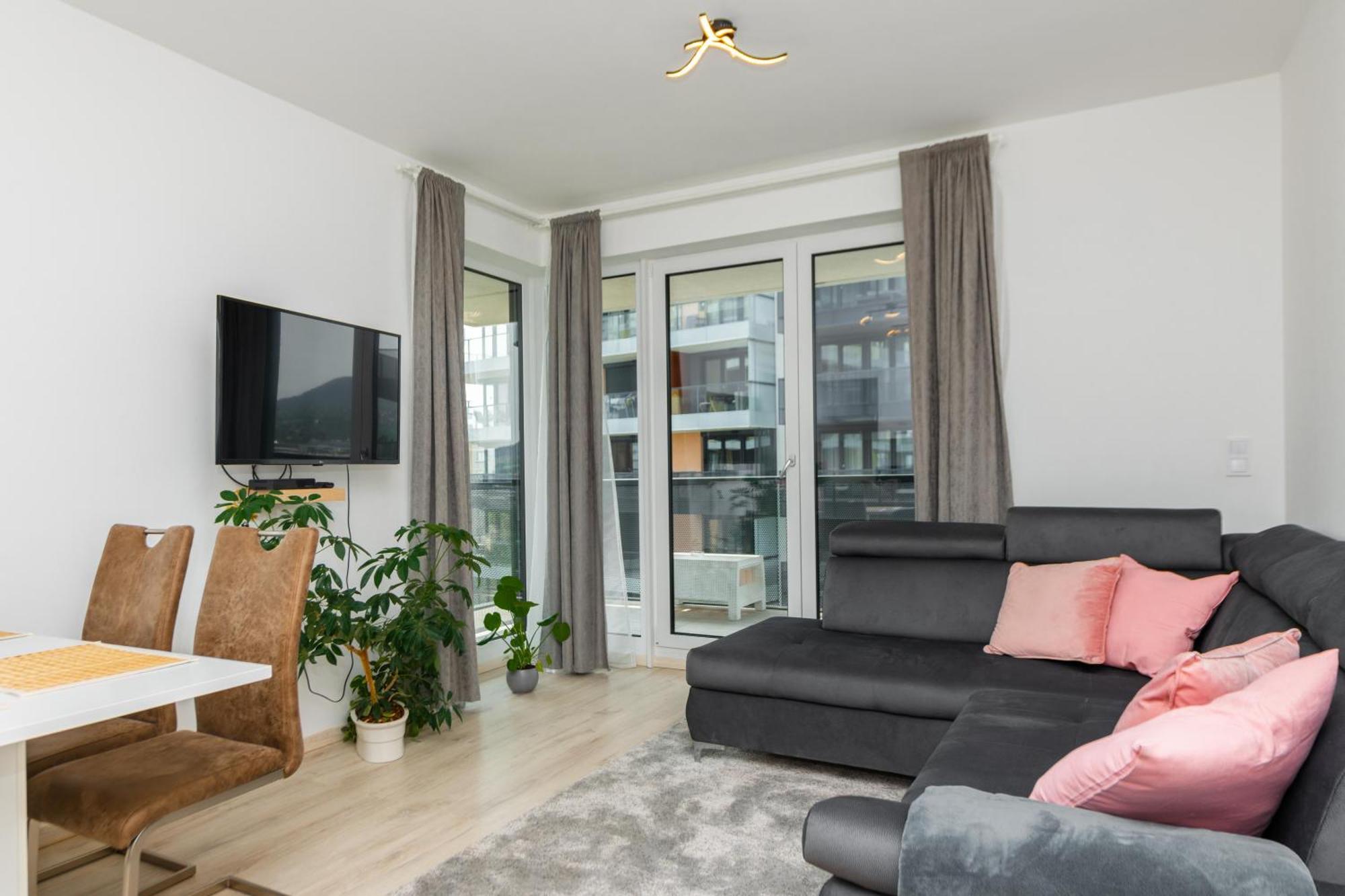 Waterfront City Apartments By Urbanrent Budapest Exteriör bild