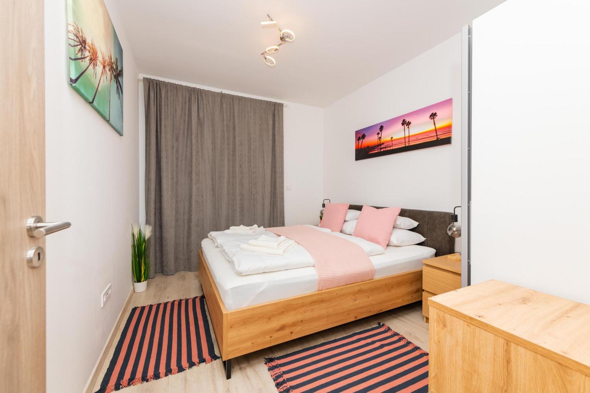 Waterfront City Apartments By Urbanrent Budapest Exteriör bild